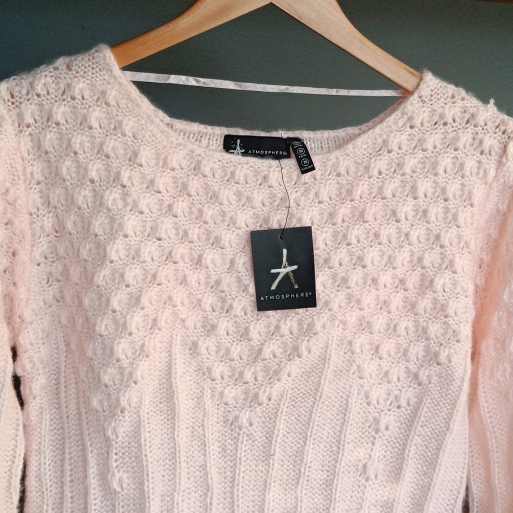 Atmosphere sweater